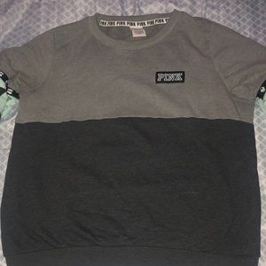 vS PINK crewneck